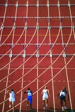 Hürdenlauf: Wir nehmen jede Hürde! - Kompetenzorientierte Vermittlung des Hürdensprints unter Einbezug neuer Medien - Sport